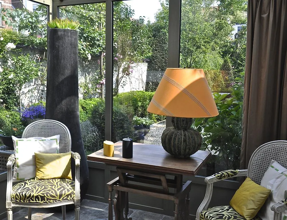 Saint-Gilles B&B Un Jardin En Ville