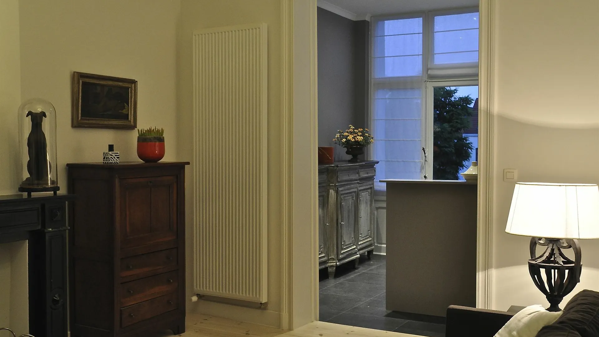 Saint-Gilles B&B Un Jardin En Ville 4*,  بلجيكا